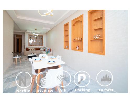 Fes Apartment | Appart familial climatisé, spacieux et raffiné avec vue sur jardin - Proche de l'aéroport, Marjane et de la forêt"