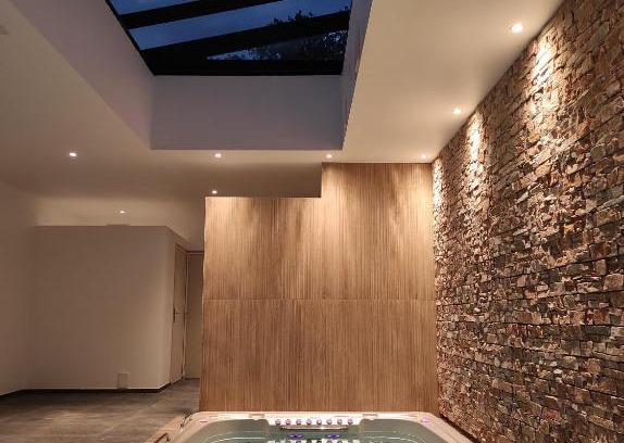 Vannes Apartment | Appart hôtel & Spa La Villa du Port