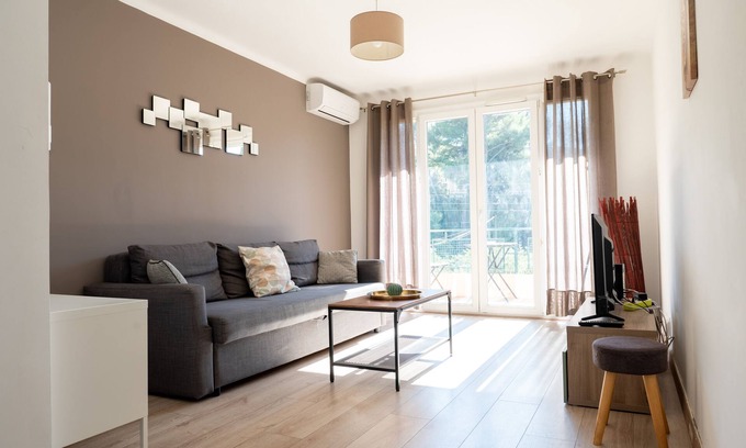 Le Mourillon Apartment | Appart "LA Source 2" T3 - 3 Proche Plages