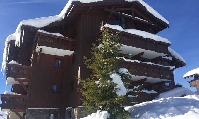 Les Saisies Apartment | APPART LES SAISIES, VILLAGE DES LAPONS, 6 PERS, SWIMMING POOL AND COVERED PARKING LOT