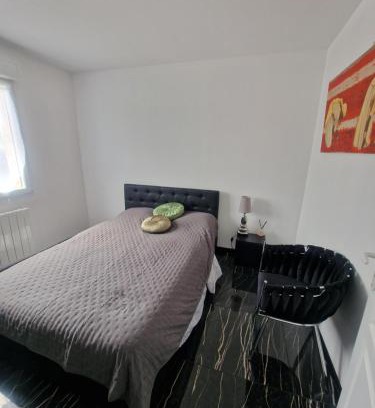 La Ferriere House | Appart RDC spacieux