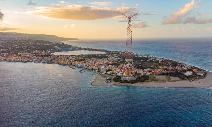 Torre di Faro Apartment | Appartamento A Due passi dal Mare