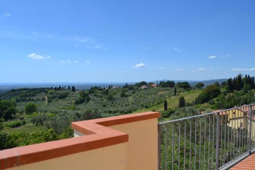 Guardistallo Apartment | Appartamento Belvedere