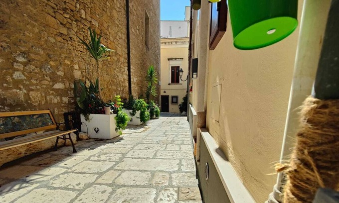 Brindisi Apartment | Appartamento con Vasca Idromassaggio e Sauna