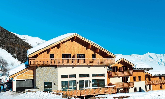 Saint-Sorlin-d'Arves Condo | Appartement avec Wi-Fi Gratuit + Accès Piscine