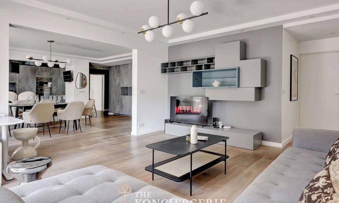 Parchamp–Albert Kahn Apartment | Appartement Luxe - 5 Chambres aux Portes de Paris