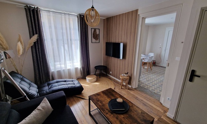 Charleville-Mezieres Apartment | Appartement de Charme "harmonie" à Proximité du Centre