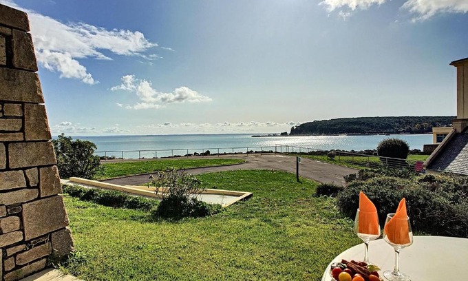 Crozon Apartment | Appartement à 100m de la plage avec piscine et parking - FR-1-370-41