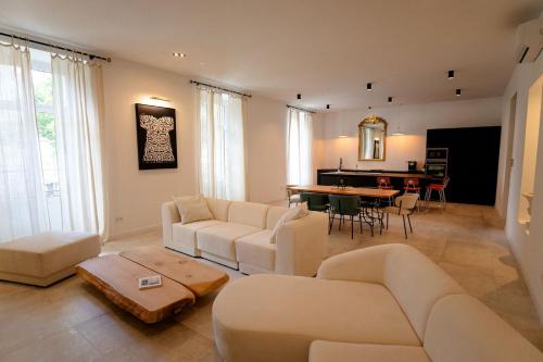 Aubenas Apartment | Appartement 120m2