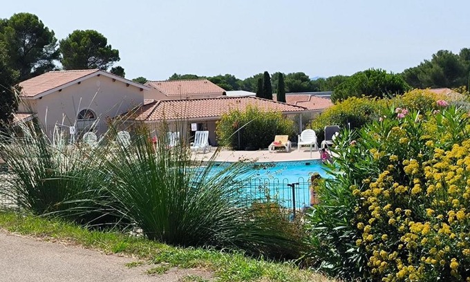 Signes Apartment | Appartement 2 Pièces Le Domaine de Manon