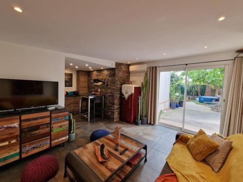 Plaine de la Brague Apartment | Appartement 2 Pièces proche mer calme dans villa