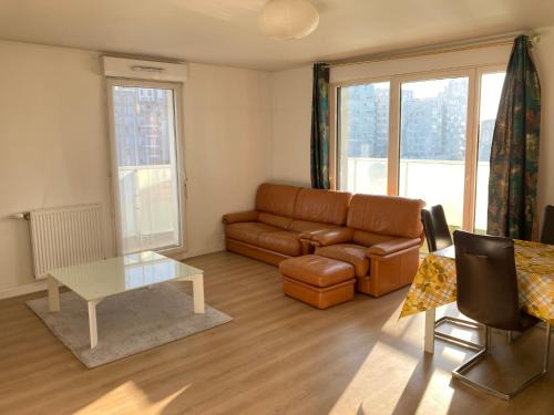 Asnieres-sur-Seine Apartment | Appartement 87 m2 - 3 chambres - 6 personnes - Proche Paris - Parking gratuit