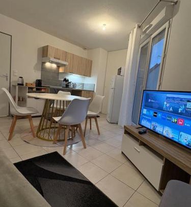 Digoin Apartment | Appartement au calme proche du PAL