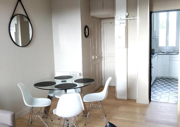 Saint-Briac-sur-Mer Apartment | Appartement au centre de Saint Briac