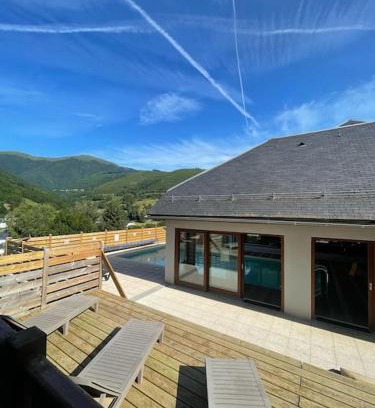 Arreau Apartment | Appartement avec vue sur les montagnes - Au calme et proche du centre ville