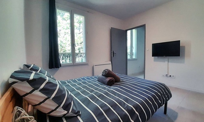 Les Platrieres Apartment | Appartement Cézanne au 1er Étage Terrasse 55m²