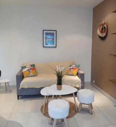 Antibes Old Town Apartment | Appartement centre Antibes bd Albert 1er