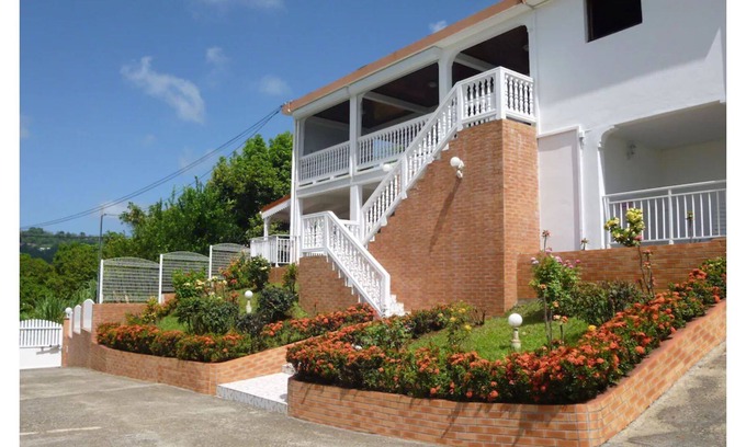 Saint-Esprit Apartment | Appartement Colibri