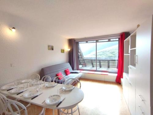 Piau Engaly Apartment | Appartement cosy 6 pers, Piau-Engaly, balcon et casier à ski - FR-1-457-204