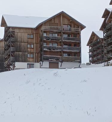 Saint-Etienne-en-Devoluy Apartment | Appartement cosy dans chalet vue Montagne