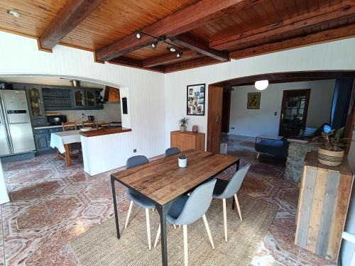 Magland Apartment | Appartement cozy 100m2 dans chalet savoyard