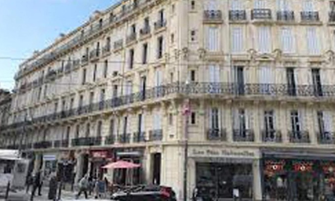 La Joliette Apartment | Appartement de 3 pièces calme dans une cour