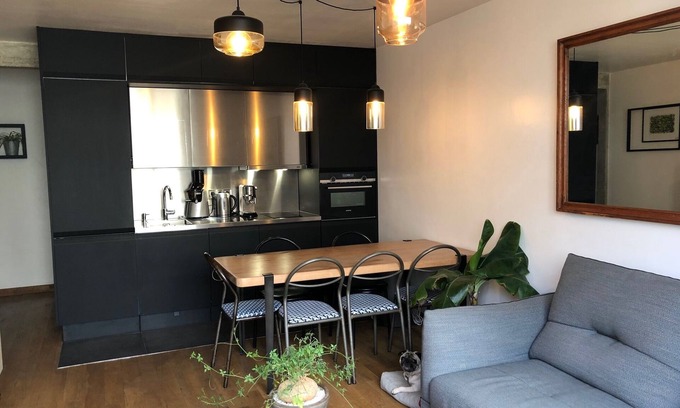 Charonne Apartment | Appartement Design Avec Petit Balcon