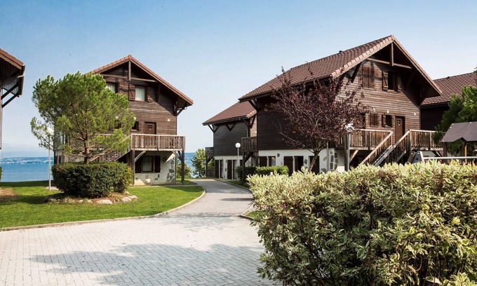 Evian-les-Bains Condo | Appartement Douillet + Vue sur Lac | Piscine