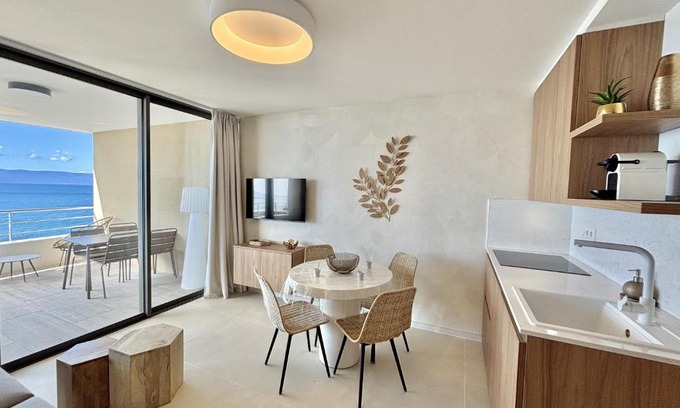 Ajaccio Apartment | Appartement Eden B sanguinaires vue mer avec piscine résidence