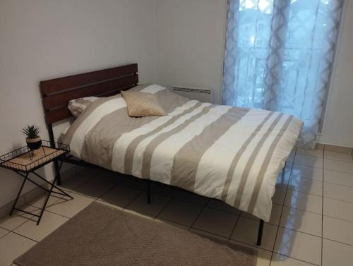 Mantes-la-Ville Apartment | appartement entier 2 chambres