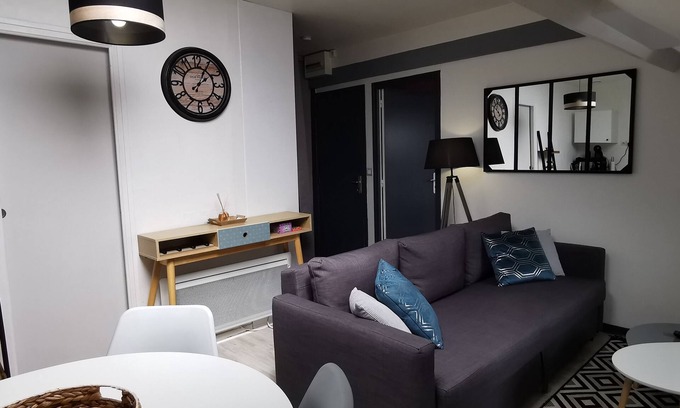 Donville-les-Bains Apartment | Appartement Cosy, 300m de la mer