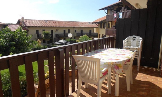 Vieux-Boucau-les-Bains Apartment | Appartement T2 Cabine au bord du lac, 6 pers, animaux admis - FR-1-379-24