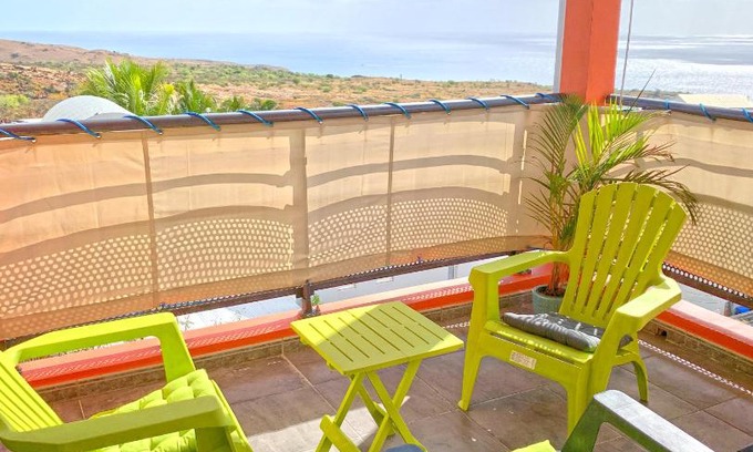 Plateau-Caillou Apartment | Appartement LES NYMPHEAS avec vue sur mer, ascenseur à Plateau caillou pour 4 personnes
