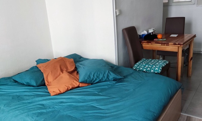 Quartier de Javel Apartment | Appartement Lumineux en RDC