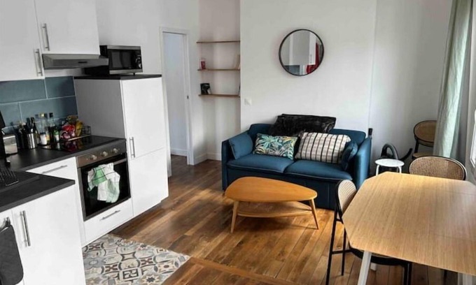 Quartier de la Chapelle Apartment | Appartement Lumineux Pour 2 - Paris 18