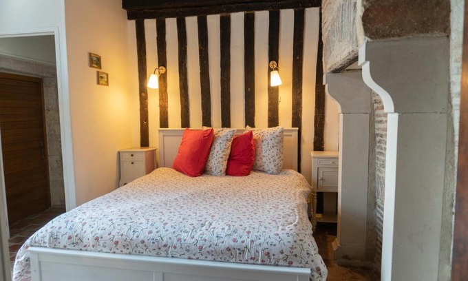 La Charite-sur-Loire Apartment | Appartement Meneau