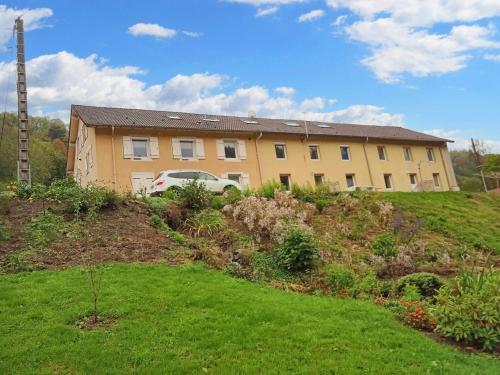 Cornimont Apartment | Appartement moderne à Cornimont 30 m² avec vue montagne