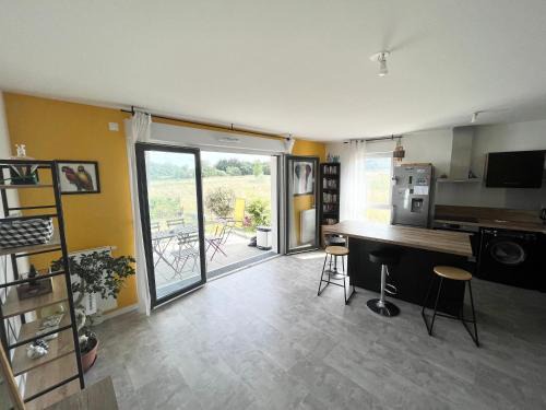 Les Sorinieres Apartment | Appartement Neuf 70m2 plein sud, Terrasse, Jardin, 2 places de parking, au Calme, sans vis-à-vis