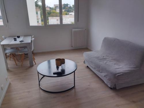 Les 3 Cites Apartment | appartement Poitiers