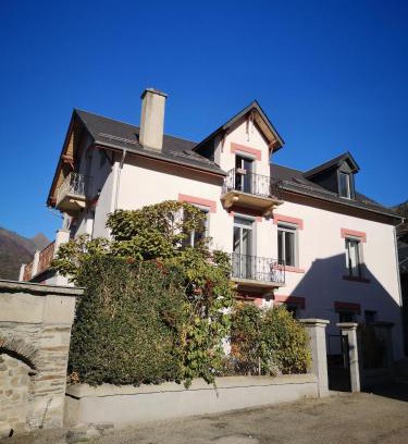 Esquieze-Sere Apartment | Appartement proche stations de ski et thermales