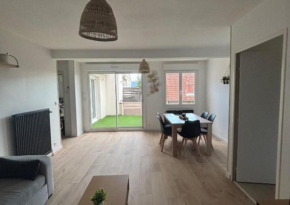 Besancon Apartment | Appartement proche gare avec terrasse