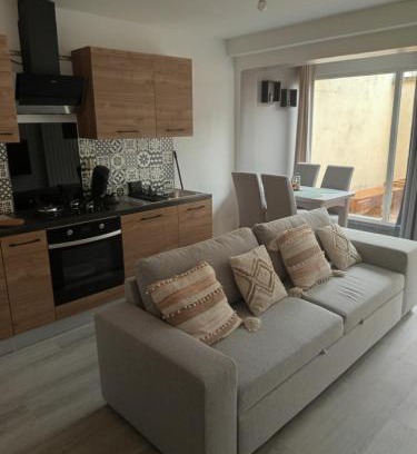 Aubigny-sur-Nere Apartment | Appartement Rez de chaussée
