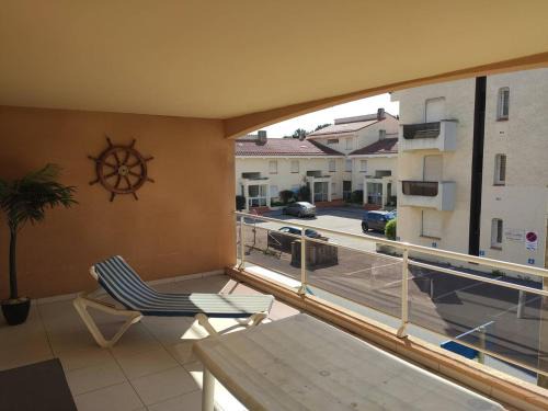 Argeles Plage Apartment | Appartement T2 Climatisé, Terrasse de 23m², Piscine, Parking, à 100m de la Plage, Argelès-sur-Mer - FR-1-388-203