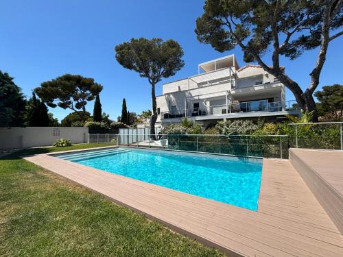 Carry-le-Rouet Apartment | Appartement T2 piscine et plage