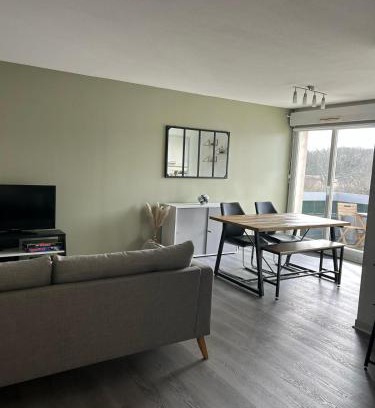 Le Mans Metropole Apartment | Appartement T3 proche circuit du Mans