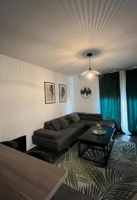 Corbeil-Essonnes Apartment | Appartement vert