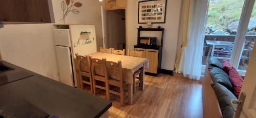 Villar-d'Arene Apartment | Appartement Villar d'arène