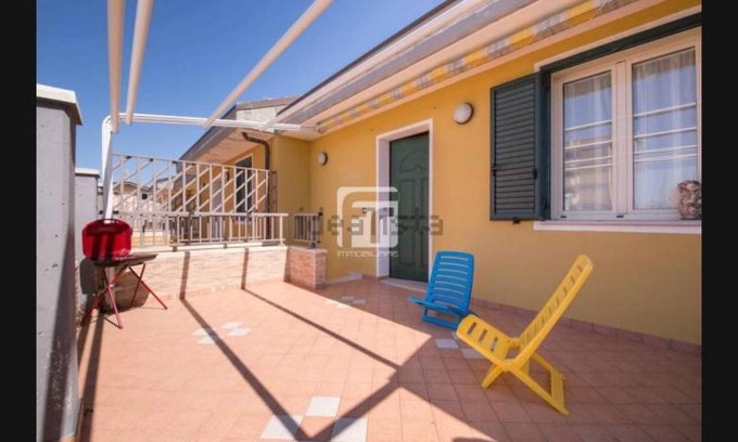 Marina di Montenero Apartment | Appartemment en bord de mer