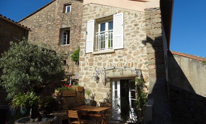 Appietto House | APPIETTO, character house near Ajaccio in Corsica. "Between sea and maquis"