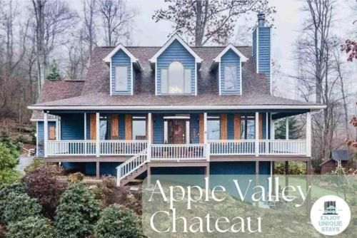 Hendersonville House | Apple Valley Chateau Mountain Getaway
